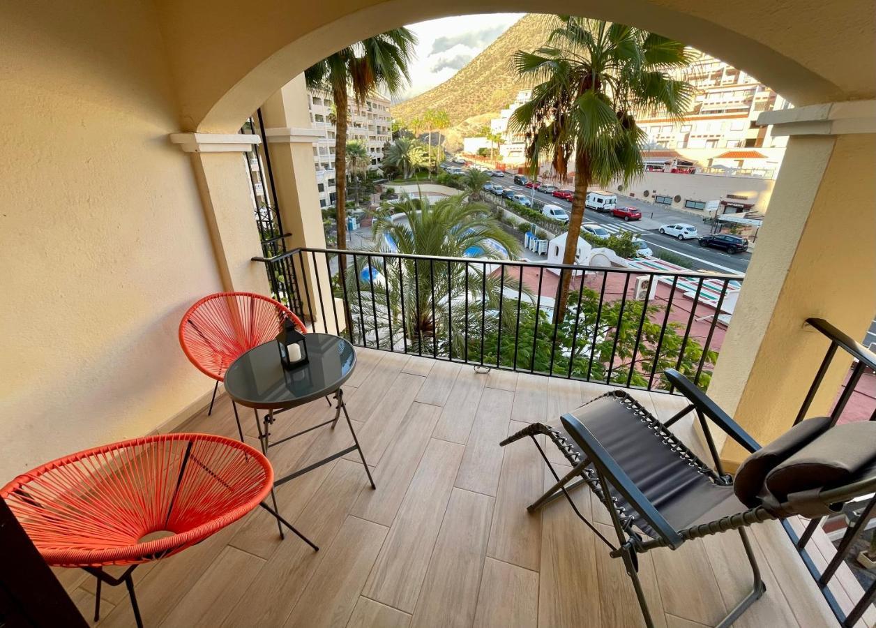 Apartmán Castle Harbour Cristianos Beautiful With Pool View Los Cristianos (Tenerife)